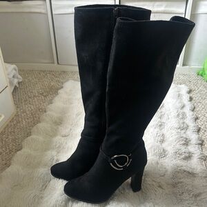 Black Heeled Boots